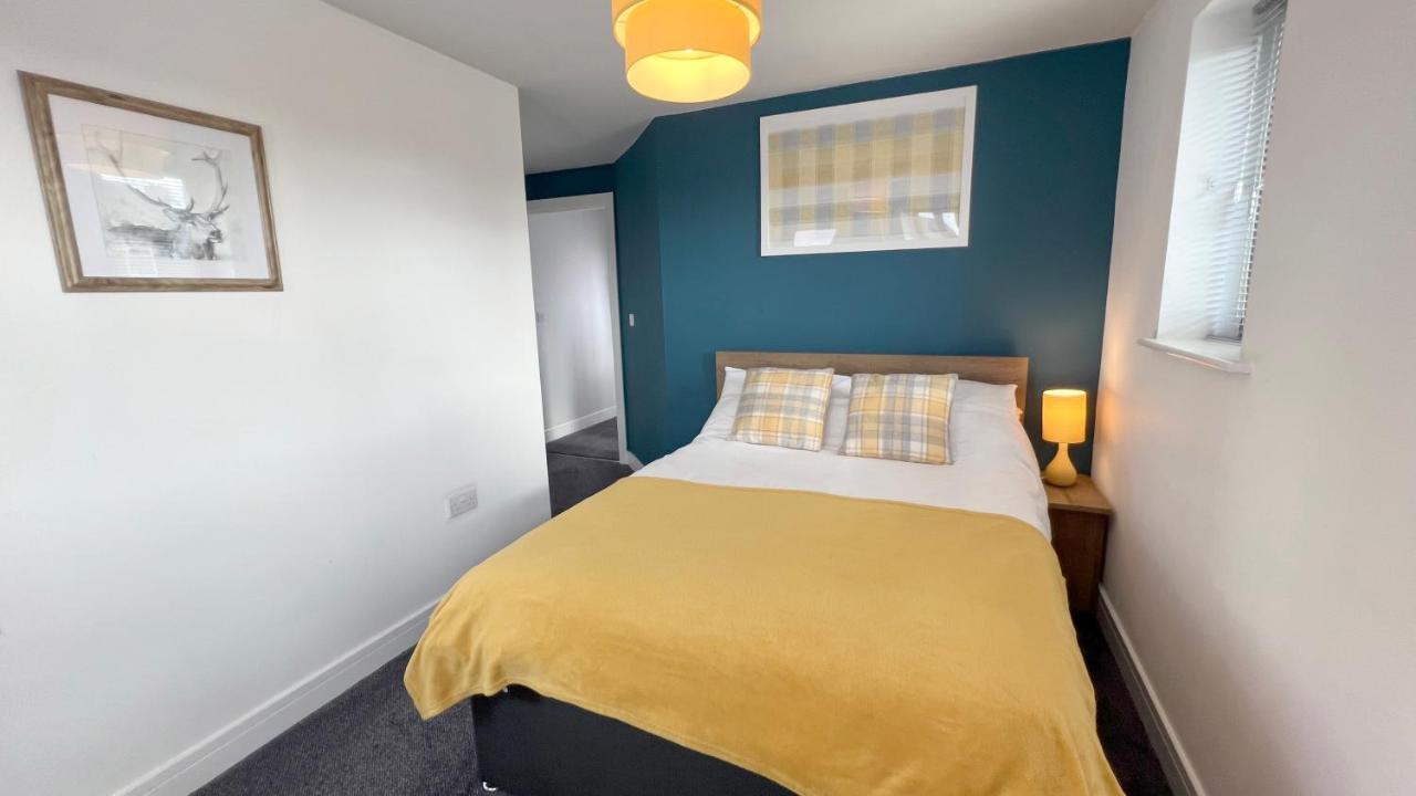 Cross Court, Stafford By Bell Apartments Buitenkant foto